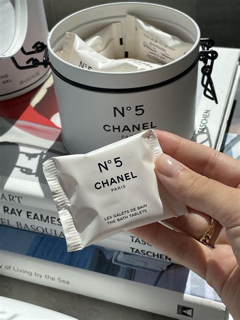 chanel factory 5 bath